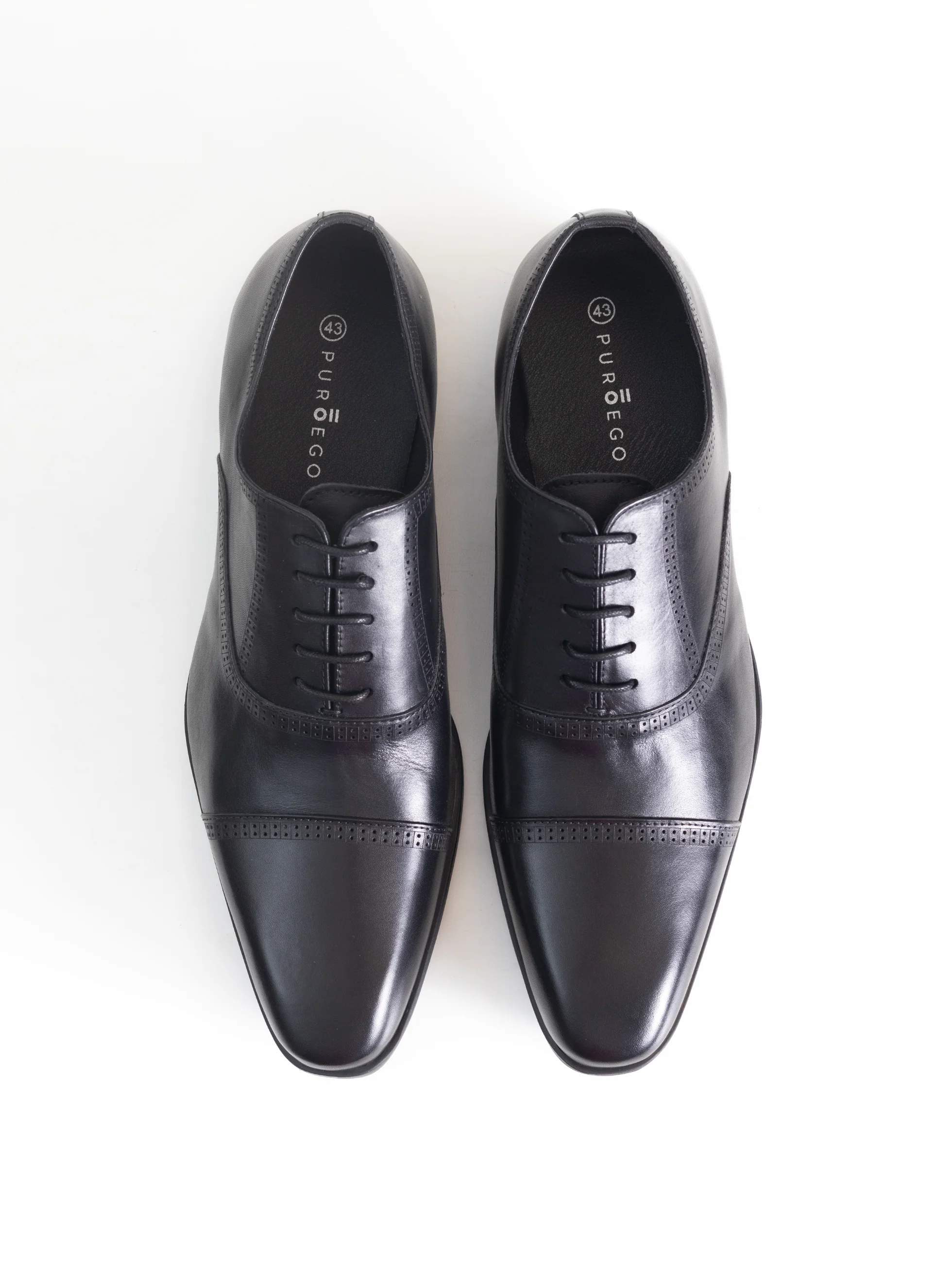 ZAPATO OXFORD QUARTER BROGUE NEGRO - Image 4
