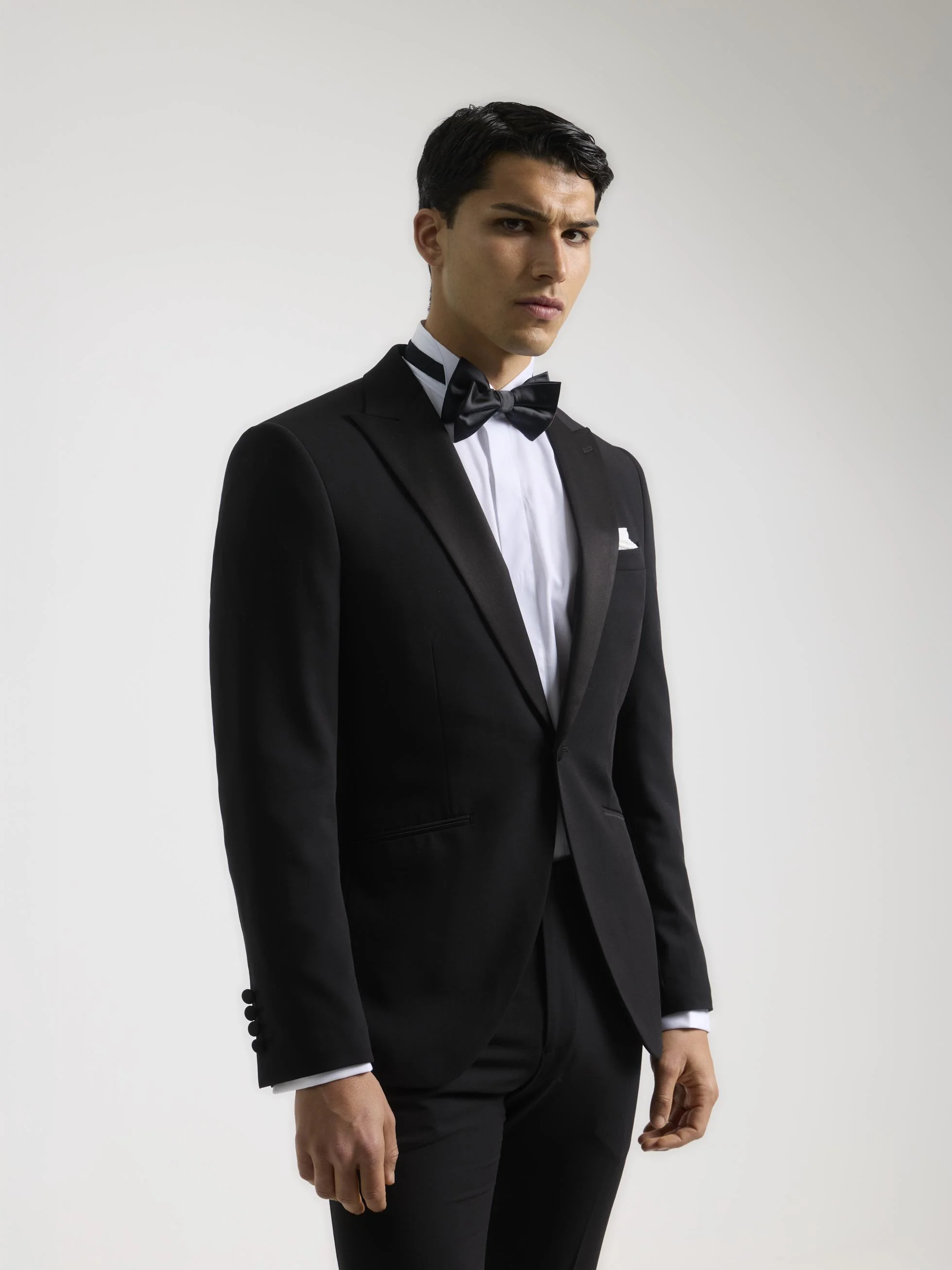 ESMOQUIN NEGRO - Image 3