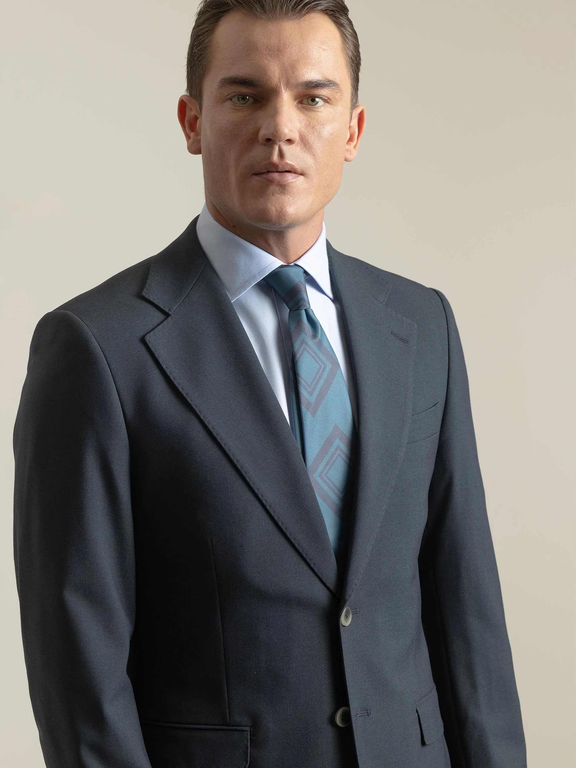 TRAJE LISO AZUL PETRÓLEO - Image 2