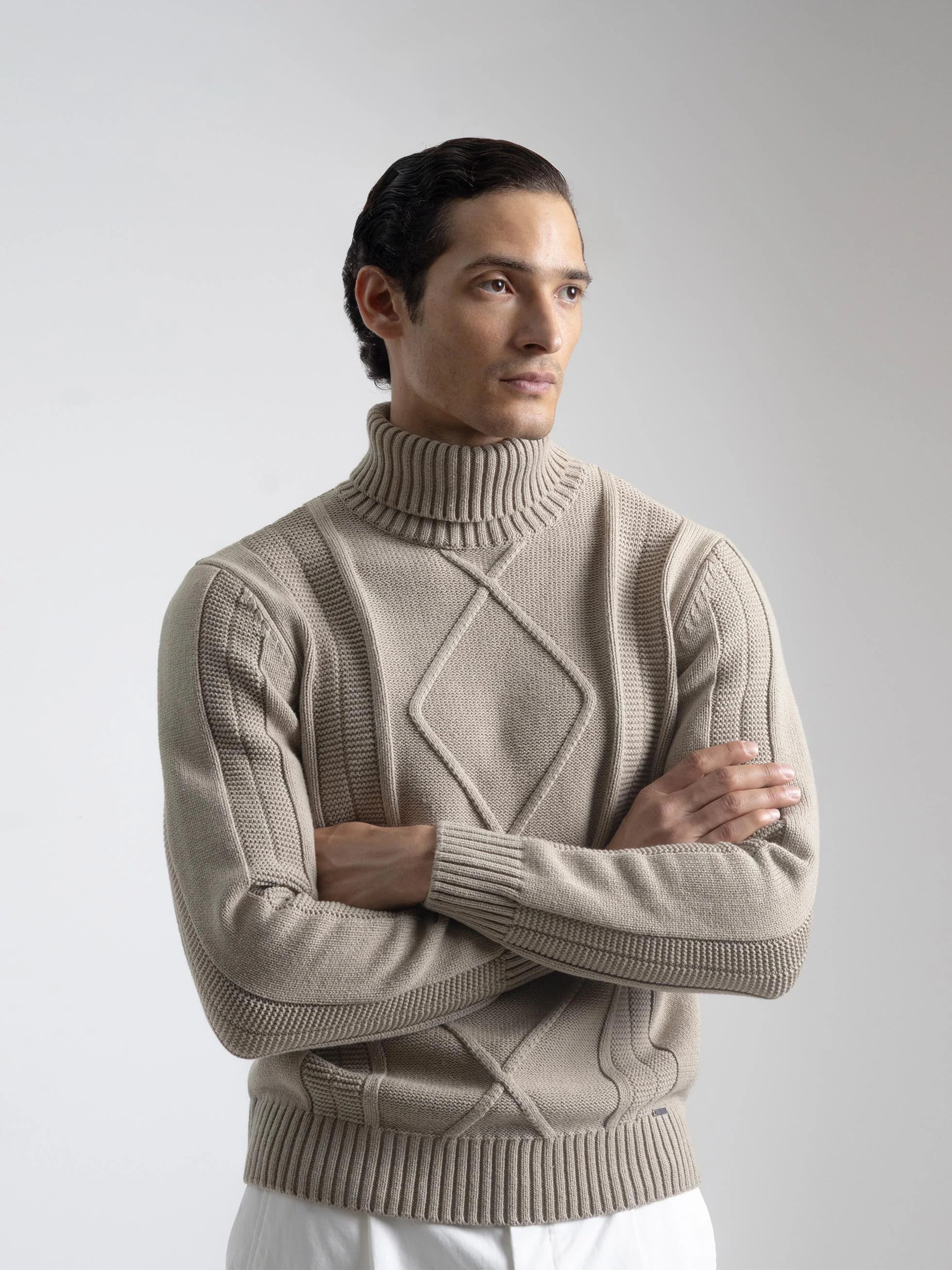 JERSEY ARAN CUELLO ALTO PIEDRA
