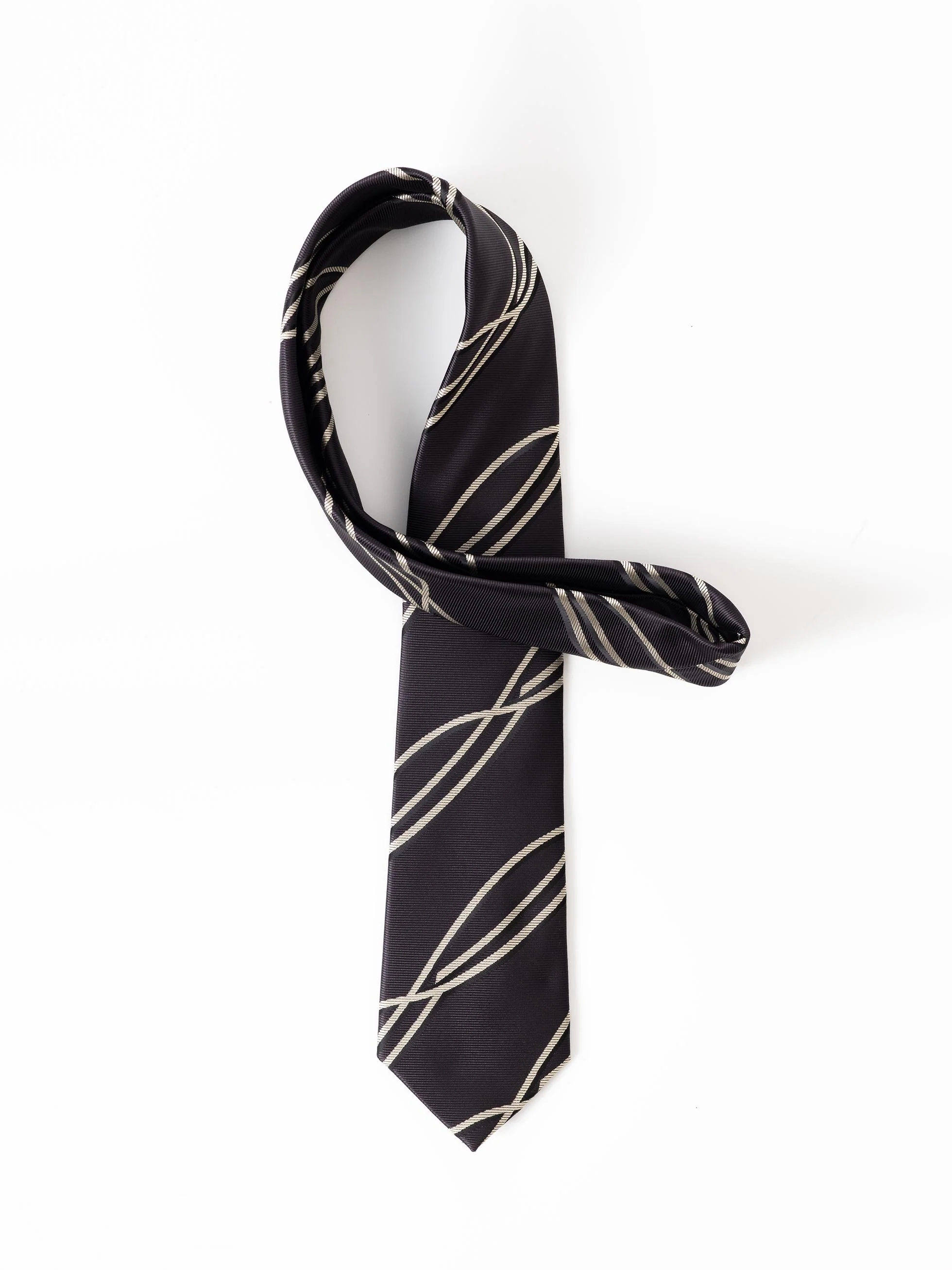 CORBATA MOTIVOS NEGRA - Image 2